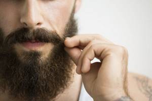 Касторовое масло для бороды: на самом ли деле помогает для роста, как использовать и правила применения