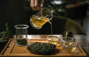 Чай с женьшенем — польза, лечебное действие, противопоказания