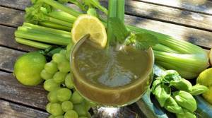 Зеленый смузи – чрезвычайно полезный напиток