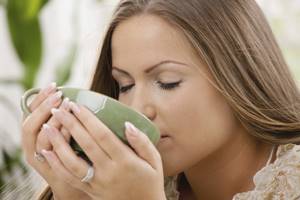 Чай из листьев смородины - польза и вред ароматного настоя