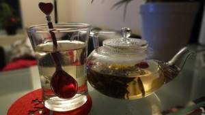 Чай из крапивы – польза и вред напитка