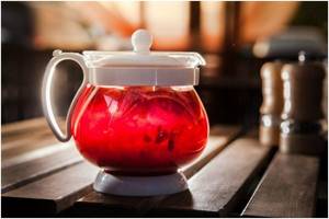 Чай с малиной – о пользе и правилах употребления целебного напитка