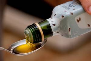 Льняное масло для похудения: как принимать, польза и вред от такой методики, можно ли пить натощак утром