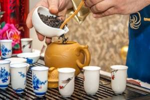 Чай Золотые брови - совершенный напиток из провинции Фуцзянь