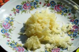 Соленый чеснок – полезные домашние заготовки на зиму