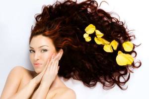 Маска для волос с медом: всесторонний уход и забота
