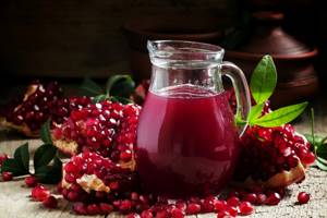 Гранатовый сок: польза для здоровья, состав и применение