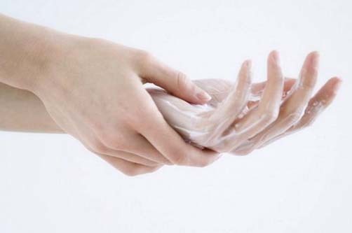 Заусеницы на пальцах – причины возникновения и методы лечения