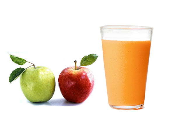 Яблочный сок — полезные свойства продукта, его состав и способ приготовления